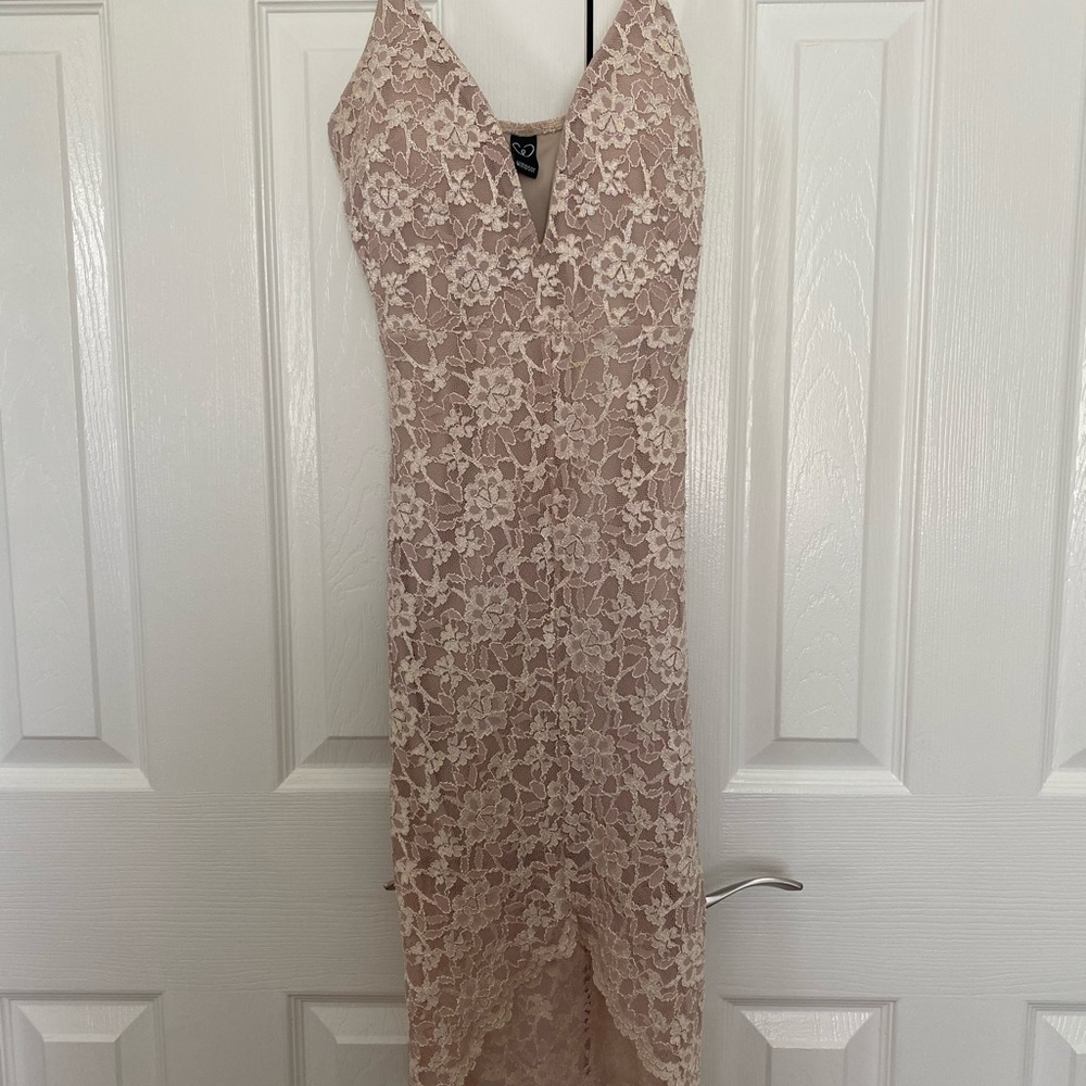 Cream lace mini dress - Picture 1 of 2